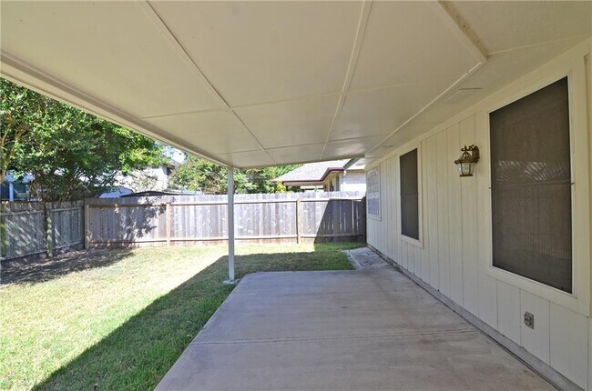 Building Photo - 3609 Ruby Red Dr