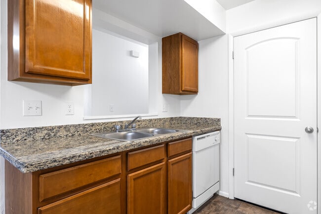 Building Photo - Falcon Park Apartments