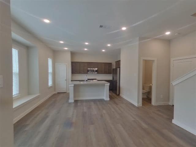 Building Photo - 1113 Fallgate Dr