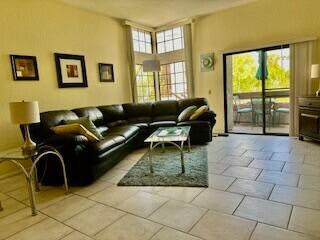 Primary Photo - 2601 S Broadmoor Dr