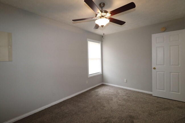 Building Photo - 149 Allison Cir