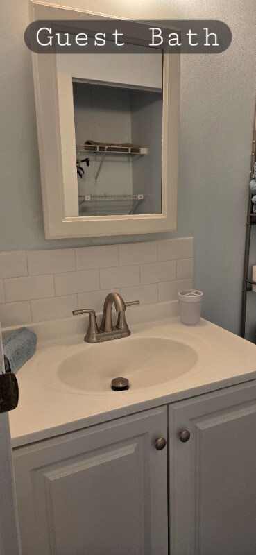 Building Photo - 15580 Royal Coach Cir