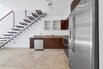 Building Photo - 41 SE 5th St