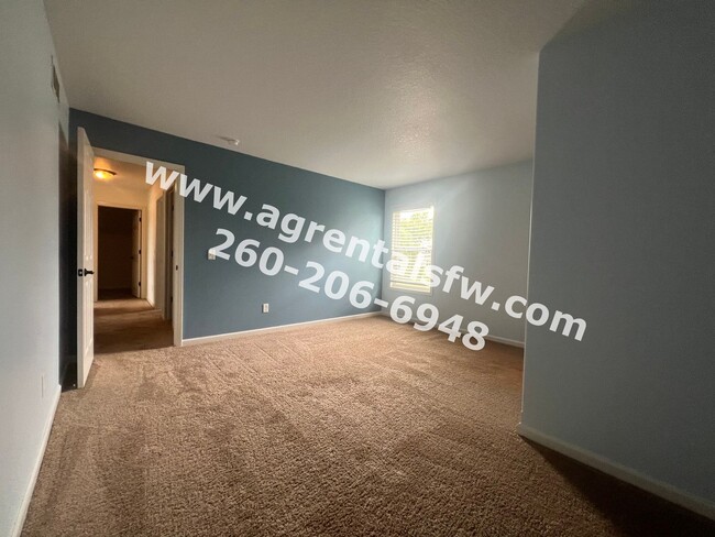 Building Photo - 4 Bedroom House - $400 off First Months rent