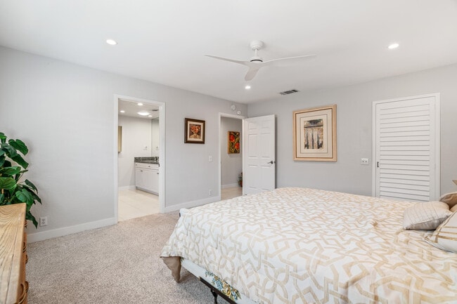 Building Photo - 39 Maximo Way