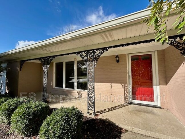 Building Photo - 5106 Radnor Rd