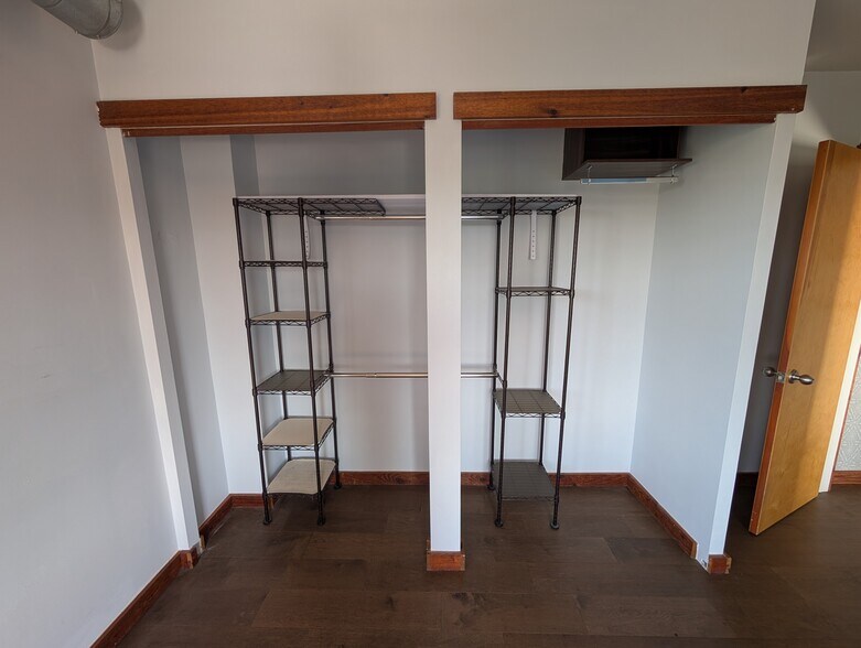 Custom closet shelving - 5400 S Harper Ave