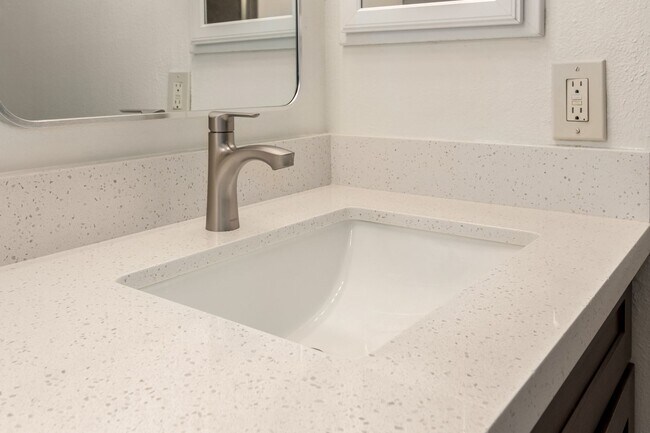 Building Photo - Huge North Scottsdale Home on 1/2 acre