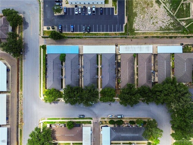 Building Photo - 7105 N 8th St