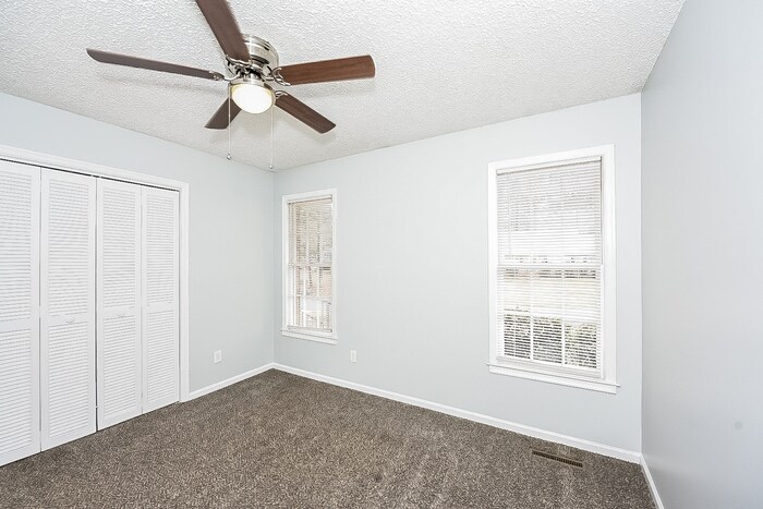 Building Photo - 236 Quincannon Rd