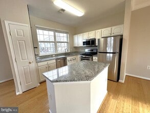 Building Photo - 21798 Jarvis Square