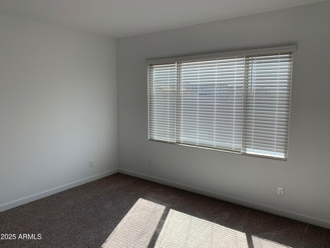 Building Photo - 5606 S Caisson Way