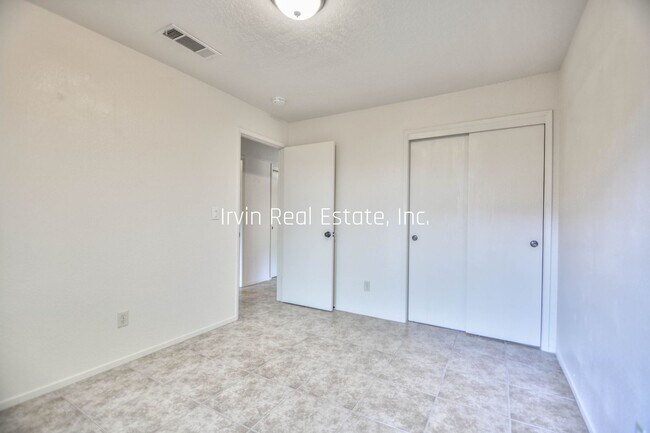 Building Photo - 3818 Otto Dr