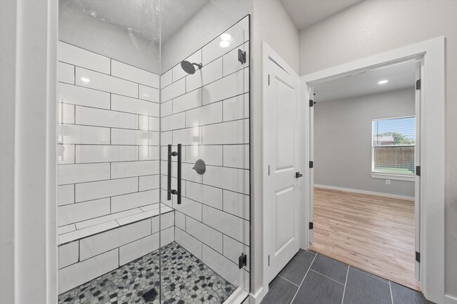 Building Photo - 1603 Sam Houston St