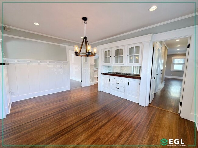 Building Photo - 4609 W 17th St