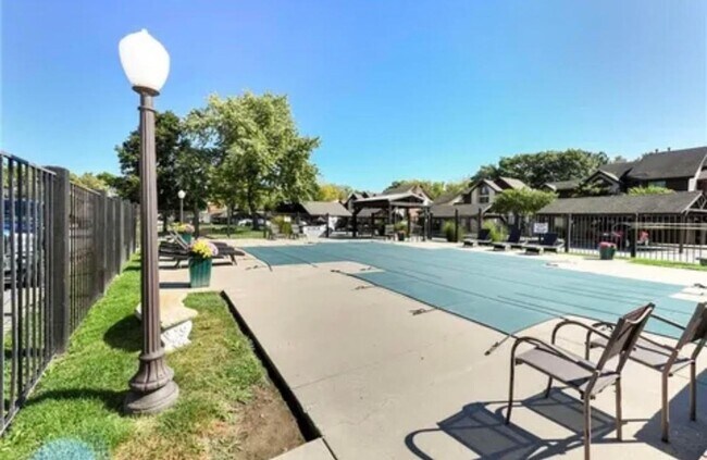 Building Photo - COMING SOON: Charming 2-Bedroom Condo in a...