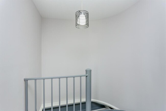 Building Photo - 4120 Beggs St