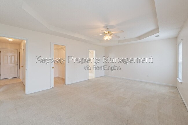 Building Photo - 3495 Essex Pl