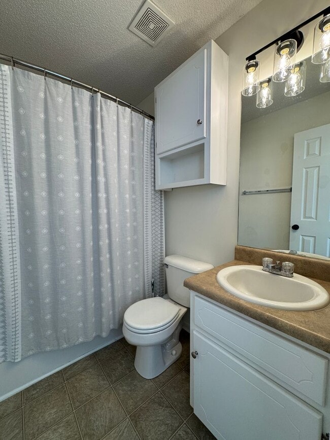 Building Photo - 178 N Spring View Dr