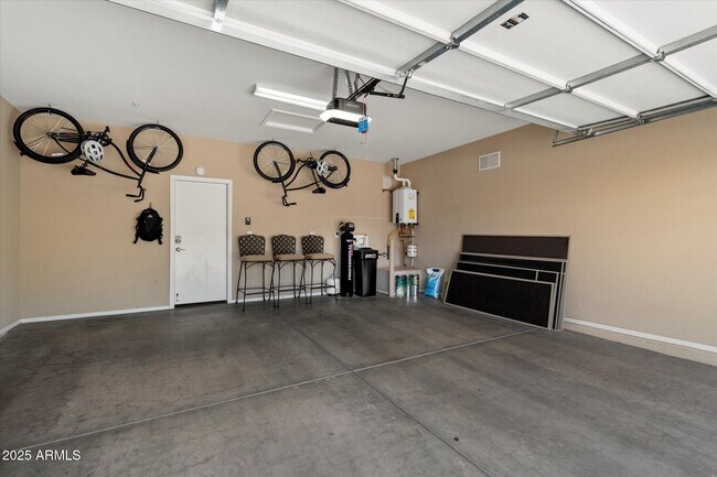 Building Photo - 41112 N Prestancia Way
