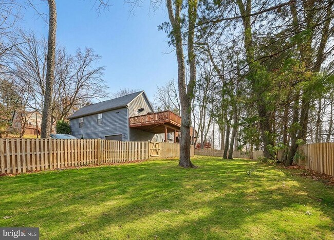 Building Photo - 7011 Fox Chase Rd