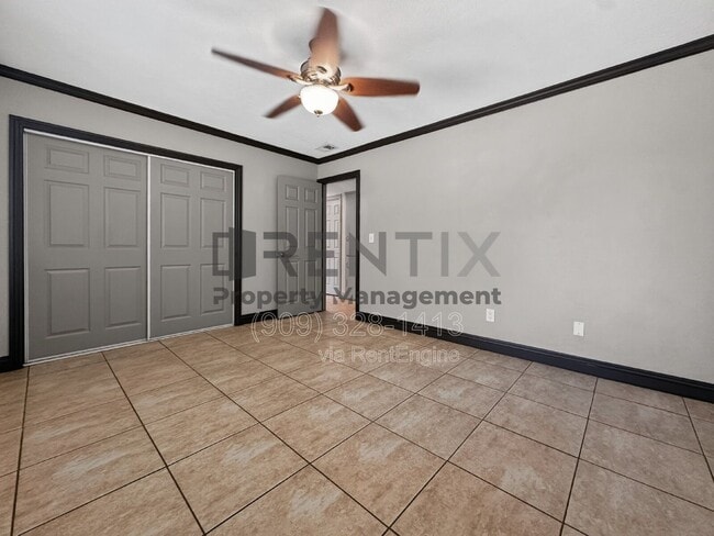 Building Photo - 12995 Chestnut Ave