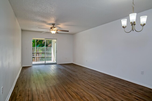 Building Photo - 1151 Carlton Ct
