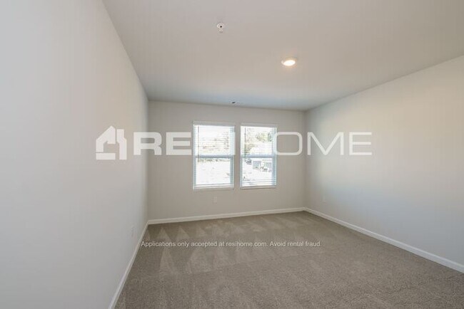 Building Photo - 145 Wellbrook Ct NE