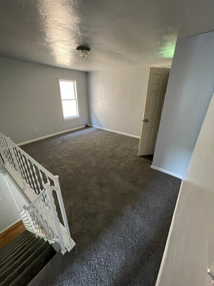 Building Photo - 1521 Johnston Ave