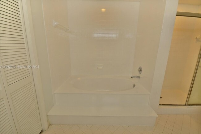 Building Photo - 10380 NW 46th St