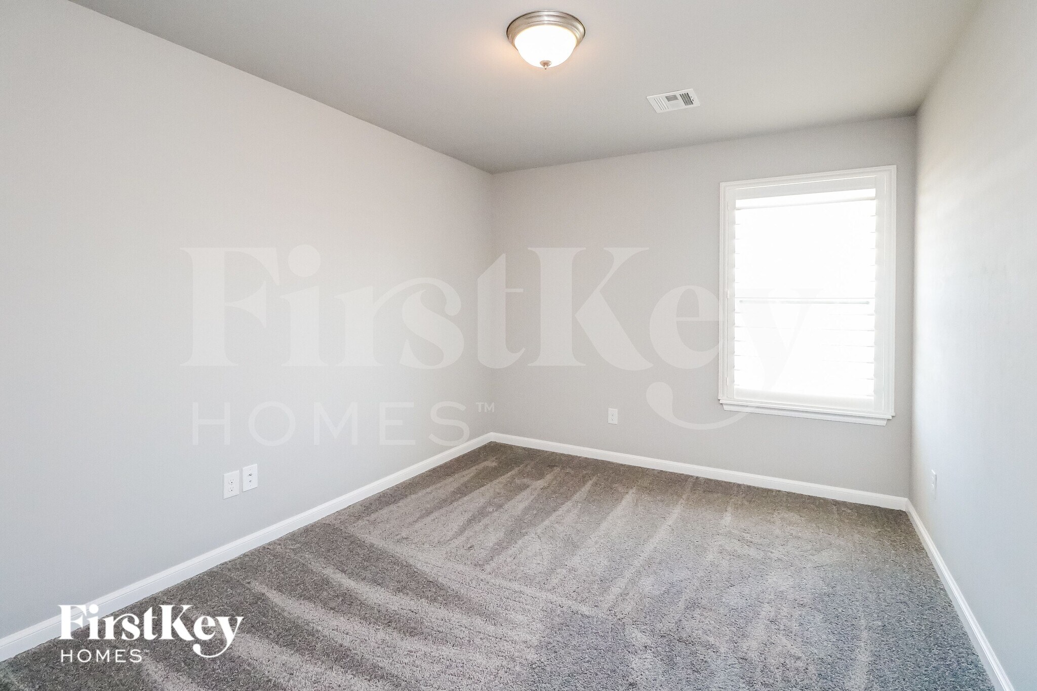 Building Photo - 1720 Gladington Ct