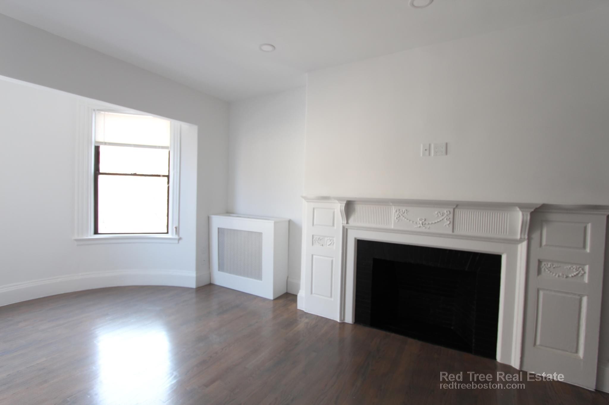 Building Photo - 503 Beacon St