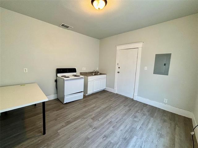 Building Photo - 1627 Alston Ave