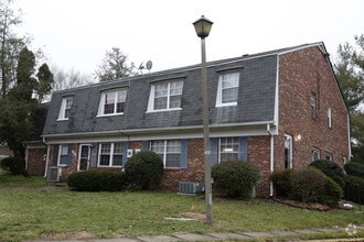Building Photo - Terrace Townhomes of Gunston