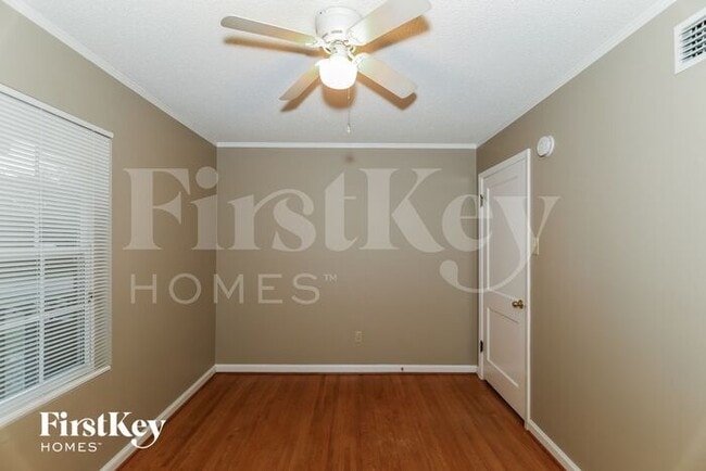 Building Photo - 1541 Flamingo Rd