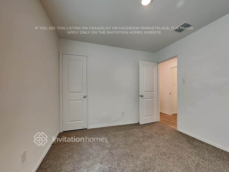 Building Photo - 301 Br Vlg Wy