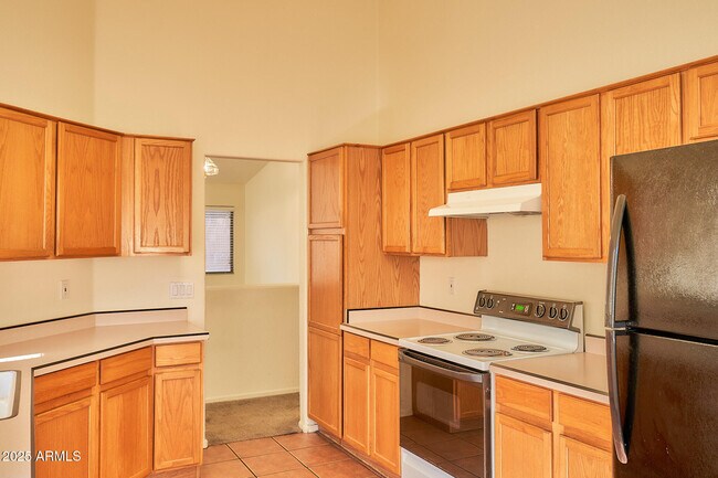 Building Photo - 30496 Maple Chase Dr