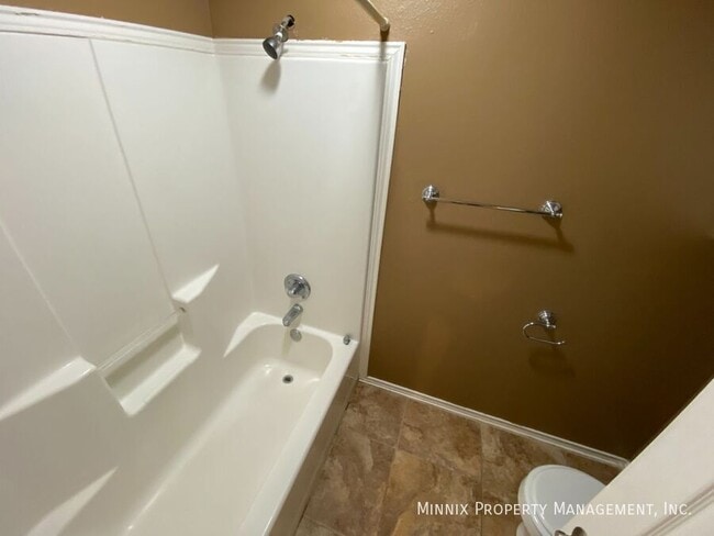 Building Photo - 2530 107th Dr