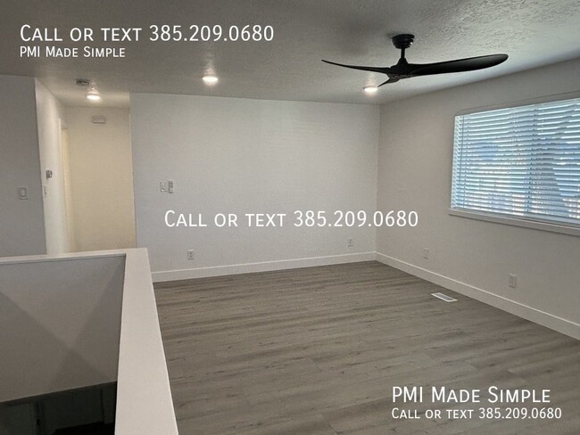 Building Photo - 258 1200 W