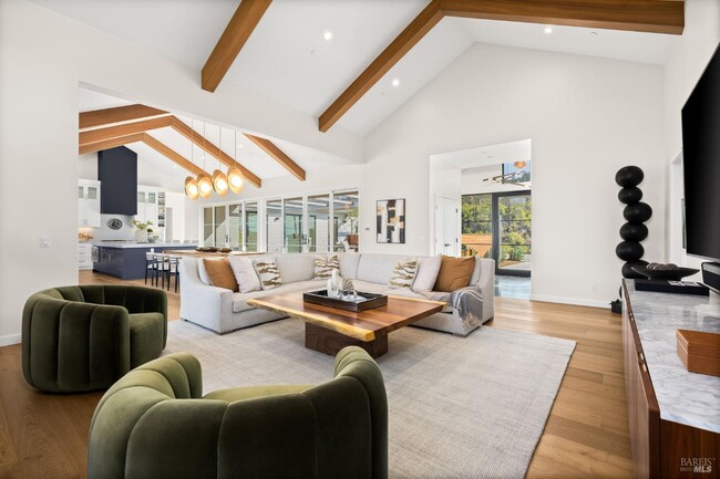 Building Photo - 987 Mark West Springs Rd