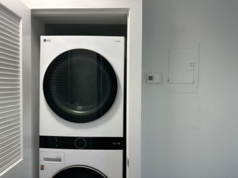 Building Photo - 5838 SW 74th Terrace