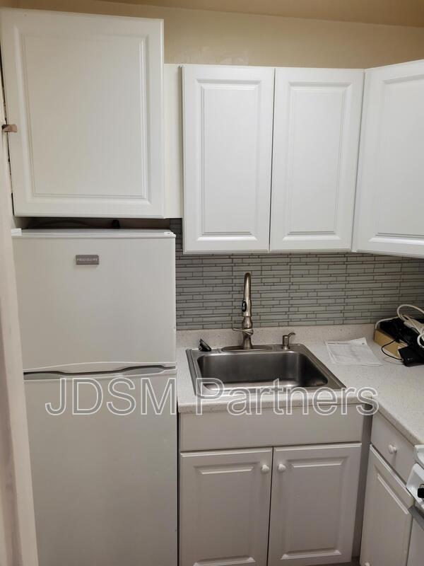 Building Photo - 1550 Lafayette St