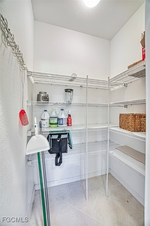 Building Photo - 3211 Cottonwood Bend