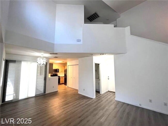 Building Photo - 8017 Cherish Ave