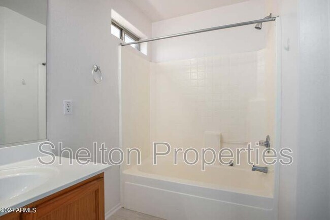 Building Photo - 17229 W Caribbean Ln