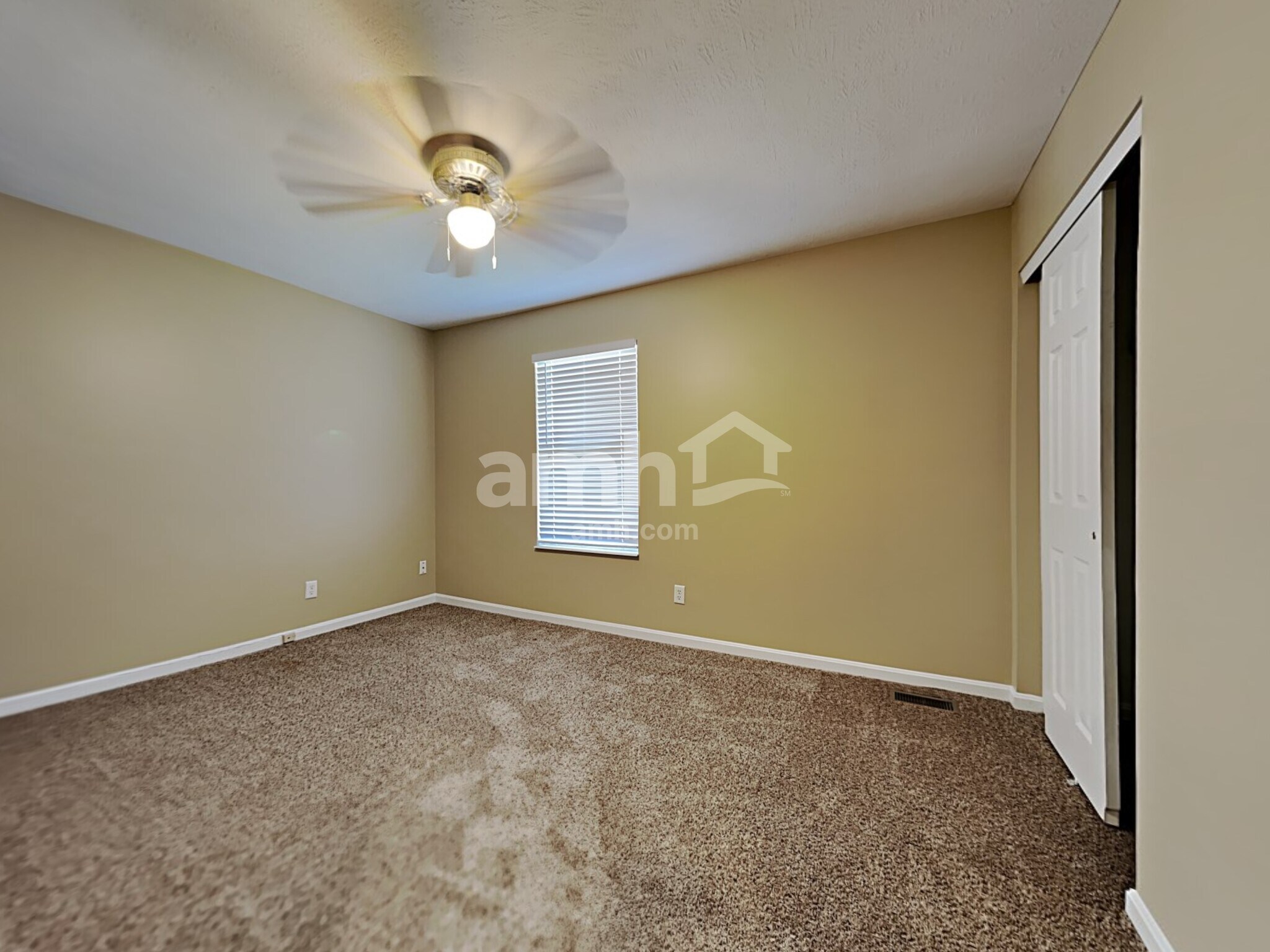 Building Photo - 618 Fox Chase Way