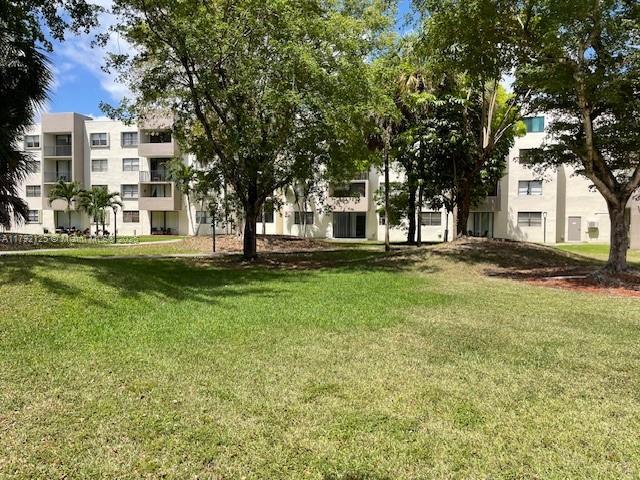 Building Photo - 8006 SW 149th Ave