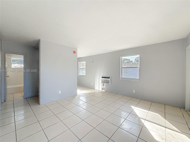 Building Photo - 2408 NW 8th St