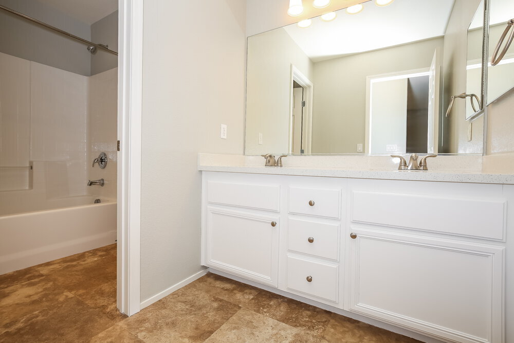 Building Photo - 6231 Blushing Willow St