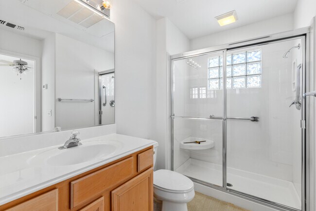 Building Photo - 78745 Platinum Dr